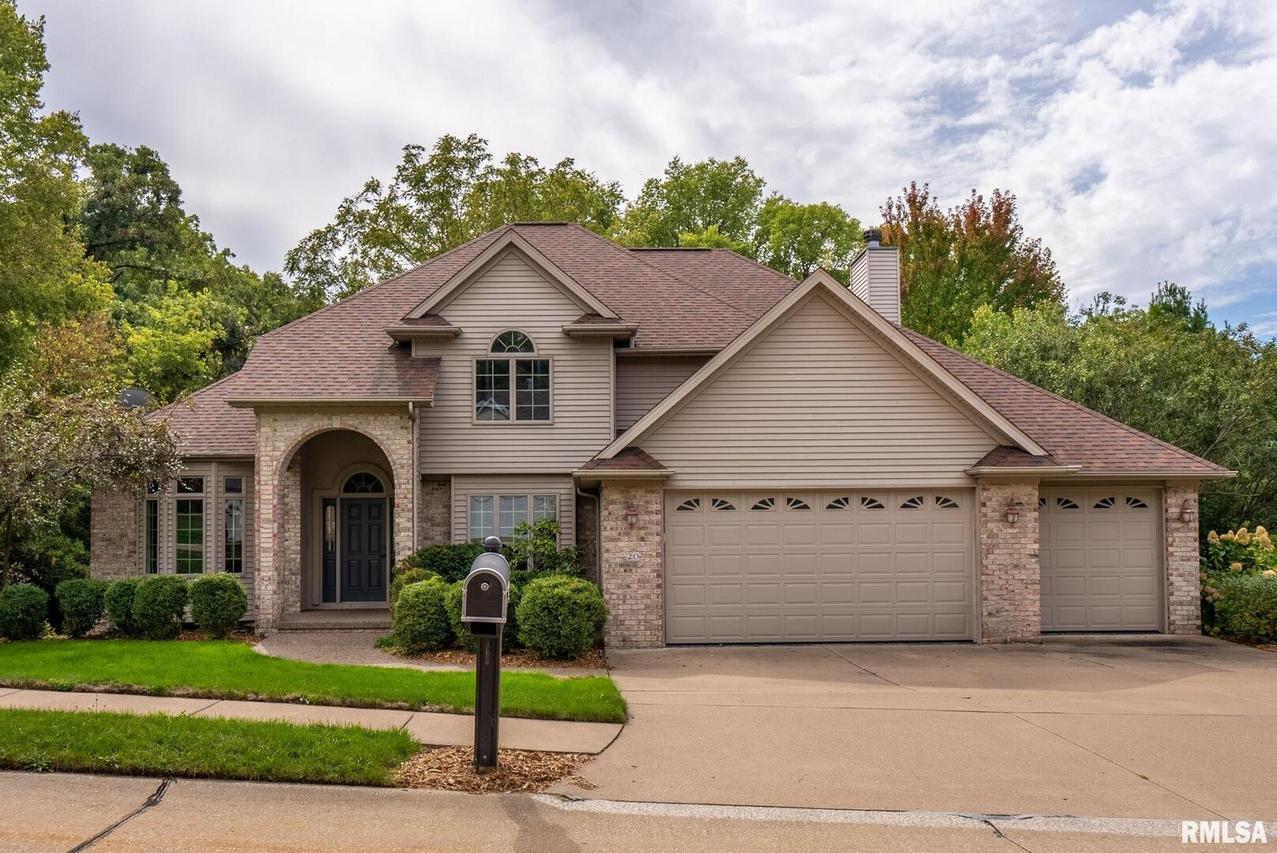 20 Foxwood Ct., Rock Island, IL 61201
