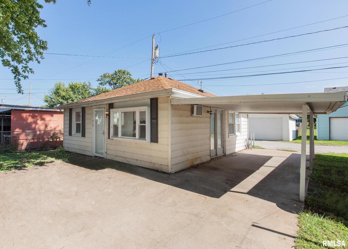 730 21st St., East Moline, IL 61244