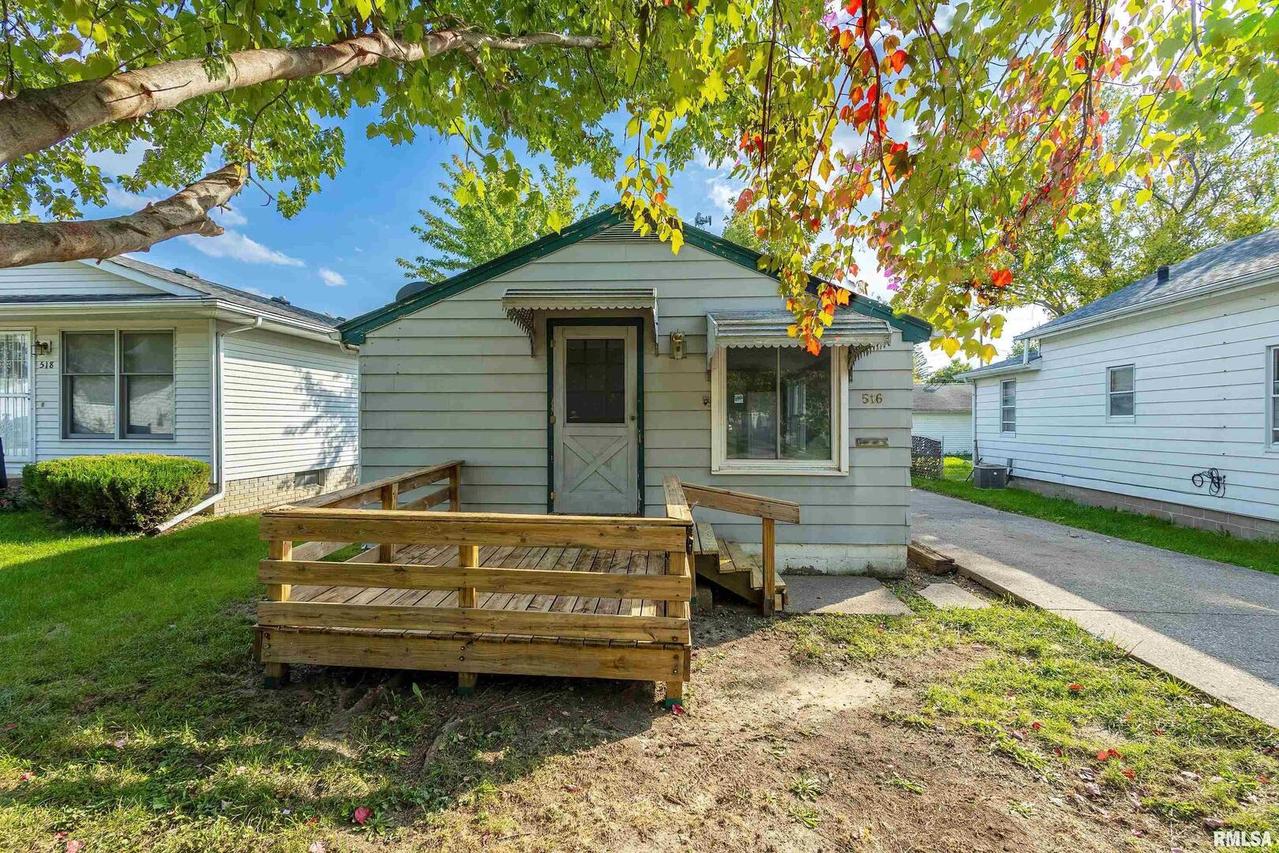 516 29th Ave., Moline, IL 61265
