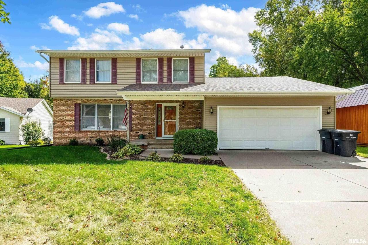 9013 33rd Street Ct., Rock Island, IL 61201