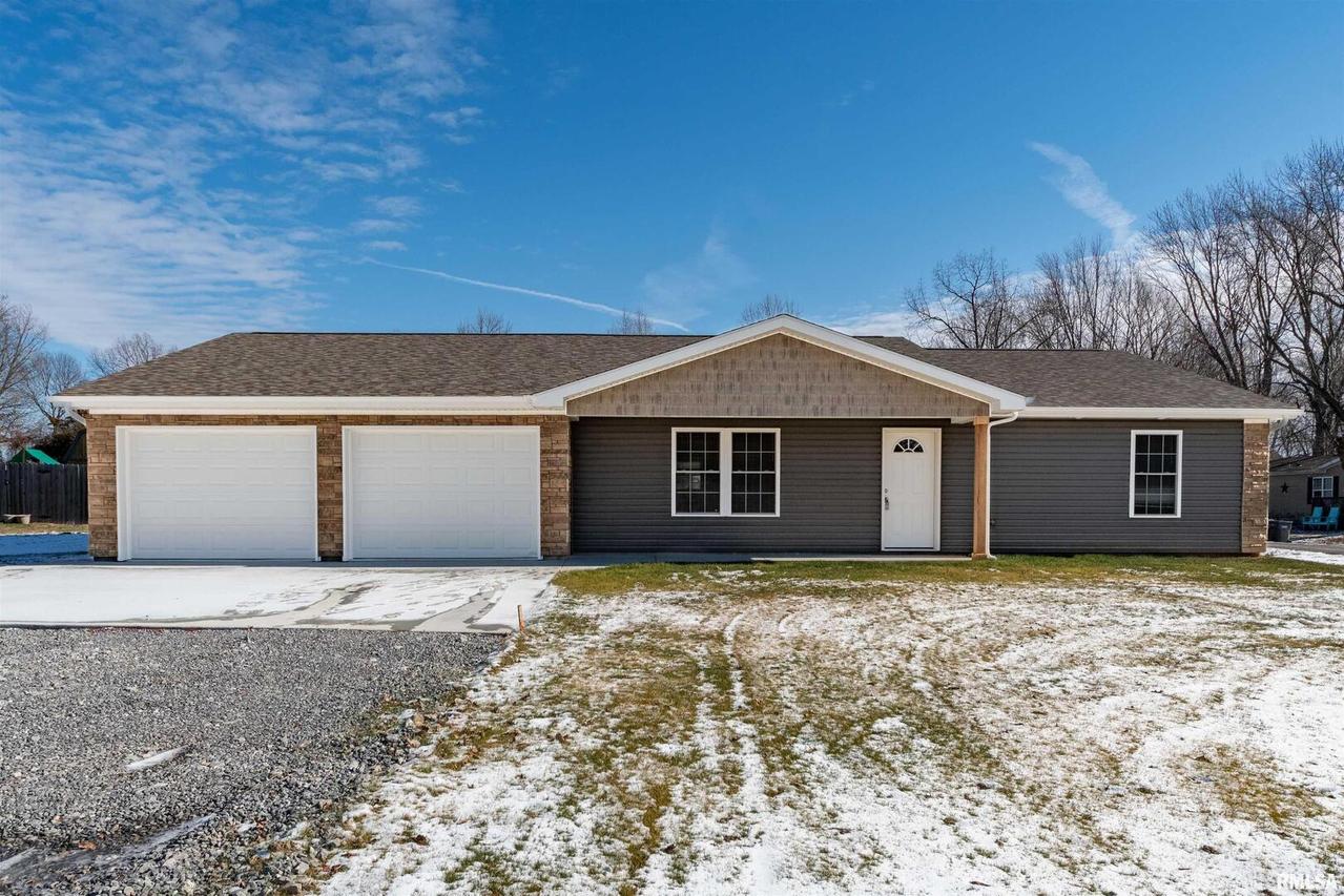 600 Taylor St., Energy, IL 62933