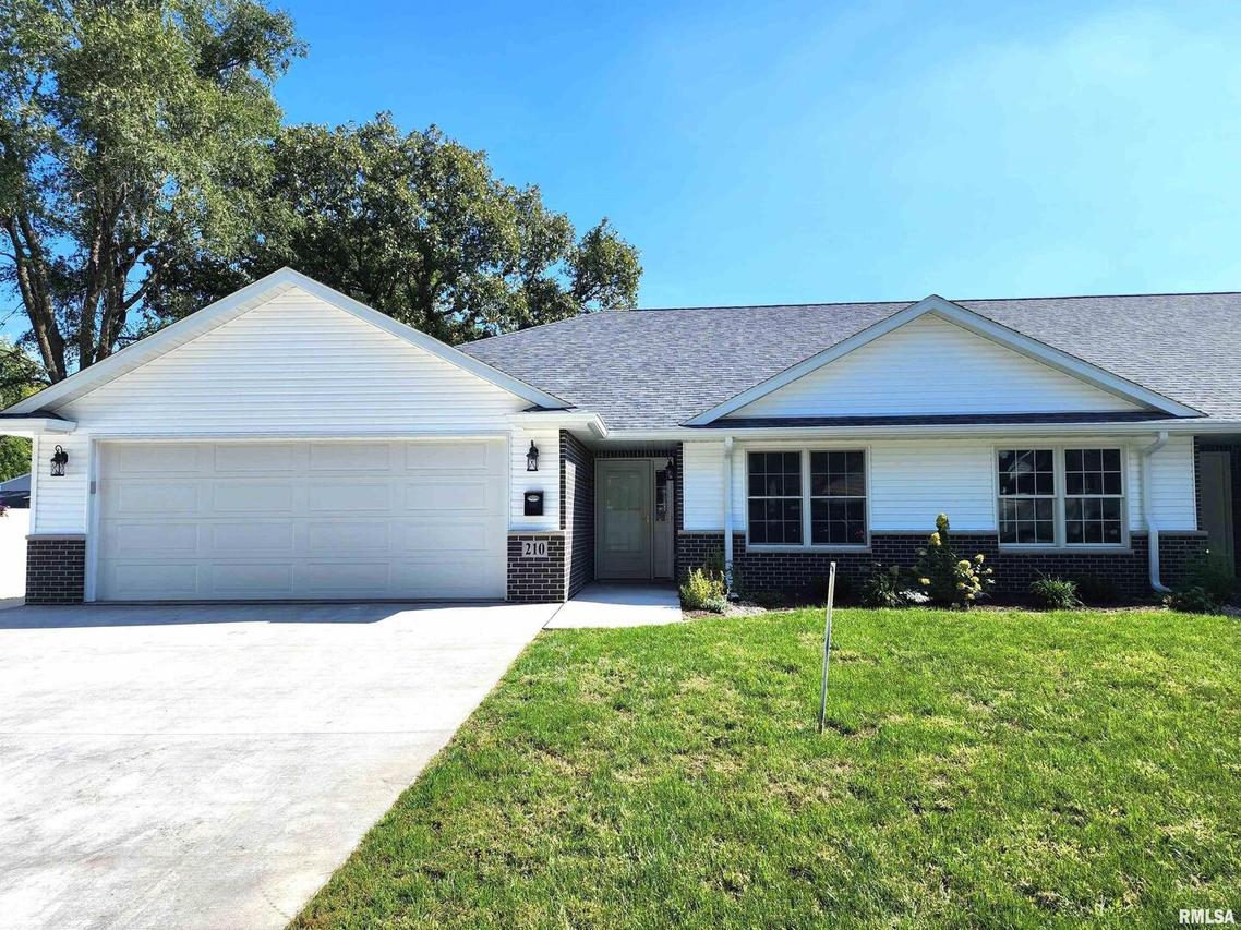 210 N Division St., Geneseo, IL 61254