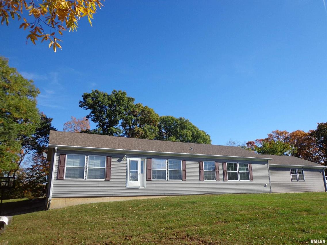 526 E 3000th St., Liberty, IL 62347