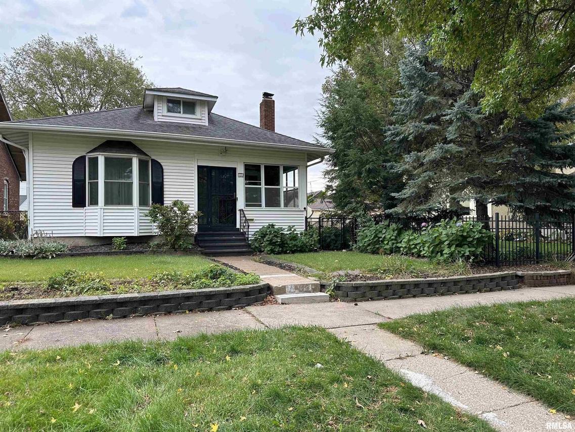 1503 24th St., Rock Island, IL 61201