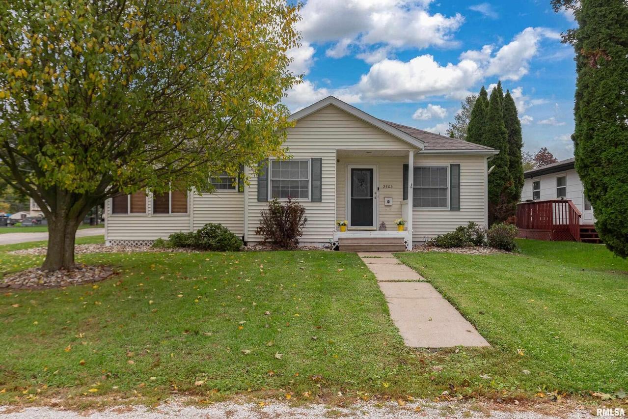 2402 2nd St., East Moline, IL 61244