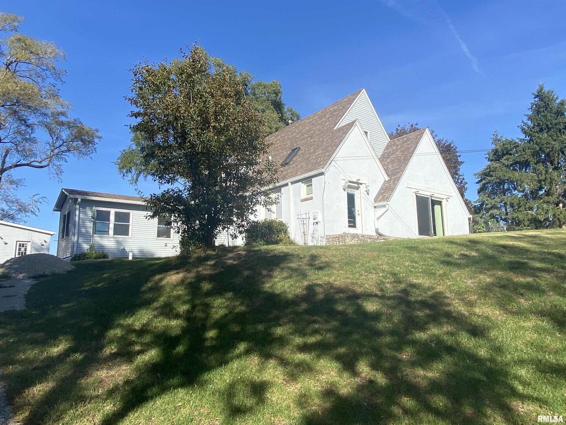 107 Cleveland Rd., Colona, IL 61241