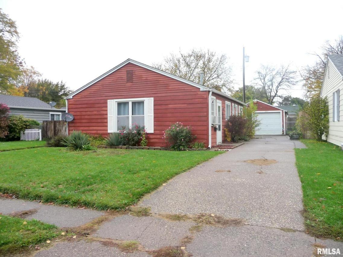 3807 11th Ave., Moline, IL 61265