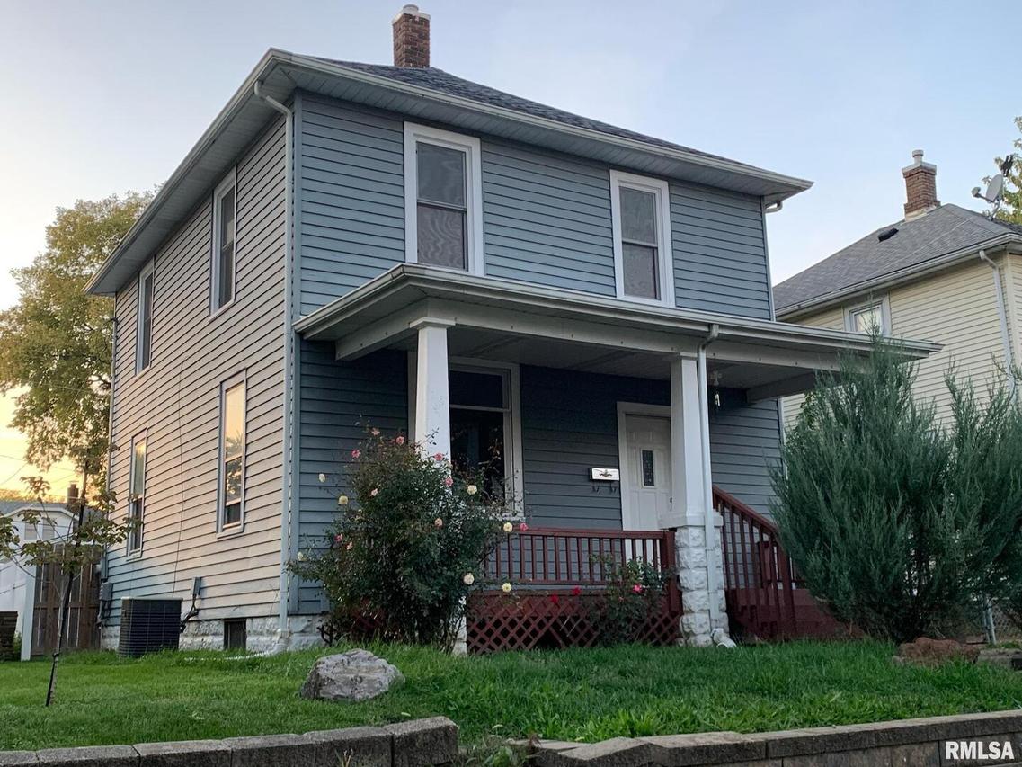 1177 26th St. #A, Moline, IL 61265