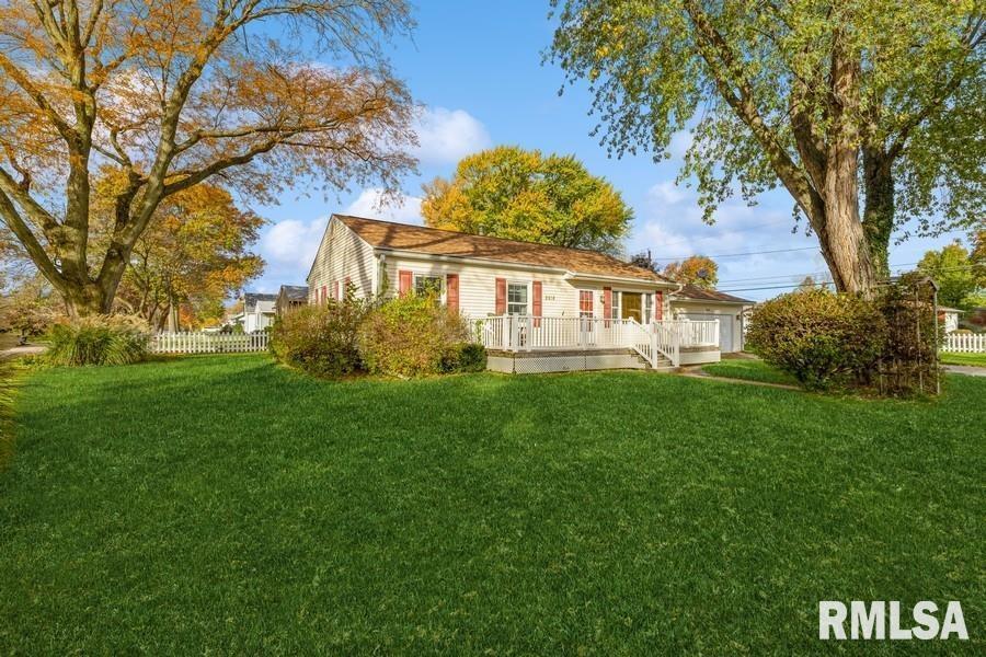 2618 40th St., Rock Island, IL 61201