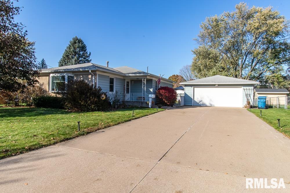 167 39th Ave., East Moline, IL 61244