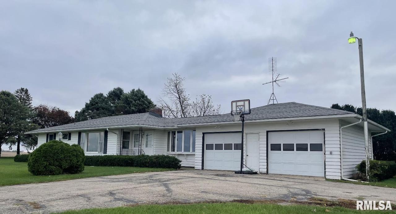 1032 Kentville Rd., Neponset, IL 61345