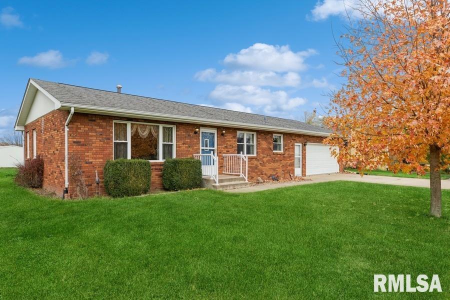11114 Ridgewood Rd., Milan, IL 61264