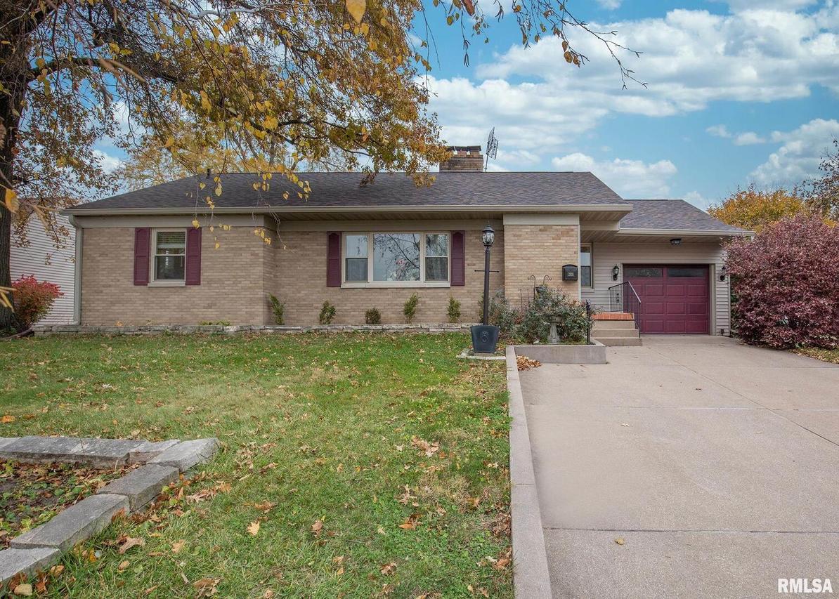 2931 30th Ave., Rock Island, IL 61201