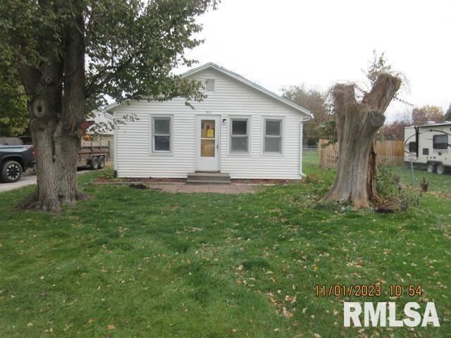 705 W 11th St., Milan, IL 61264