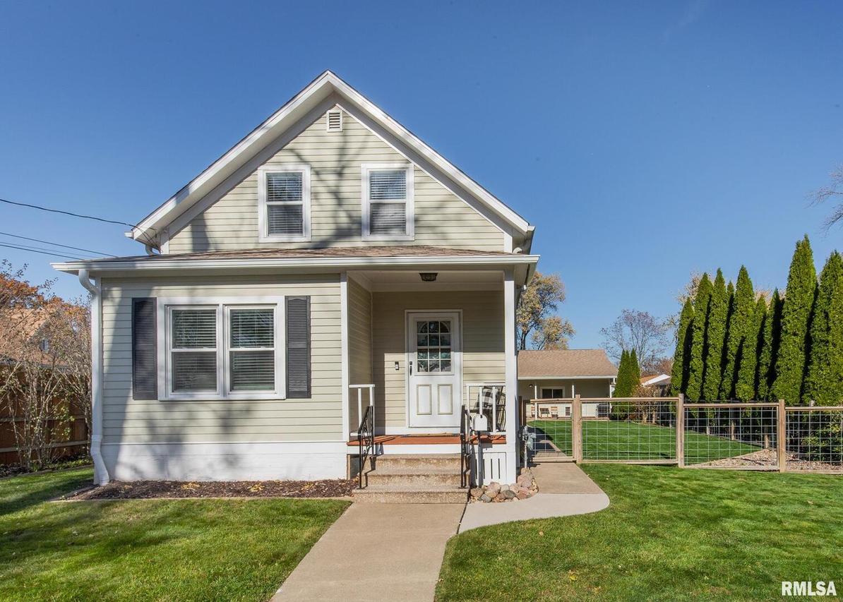 1815 18th Ave. #A, Moline, IL 61265