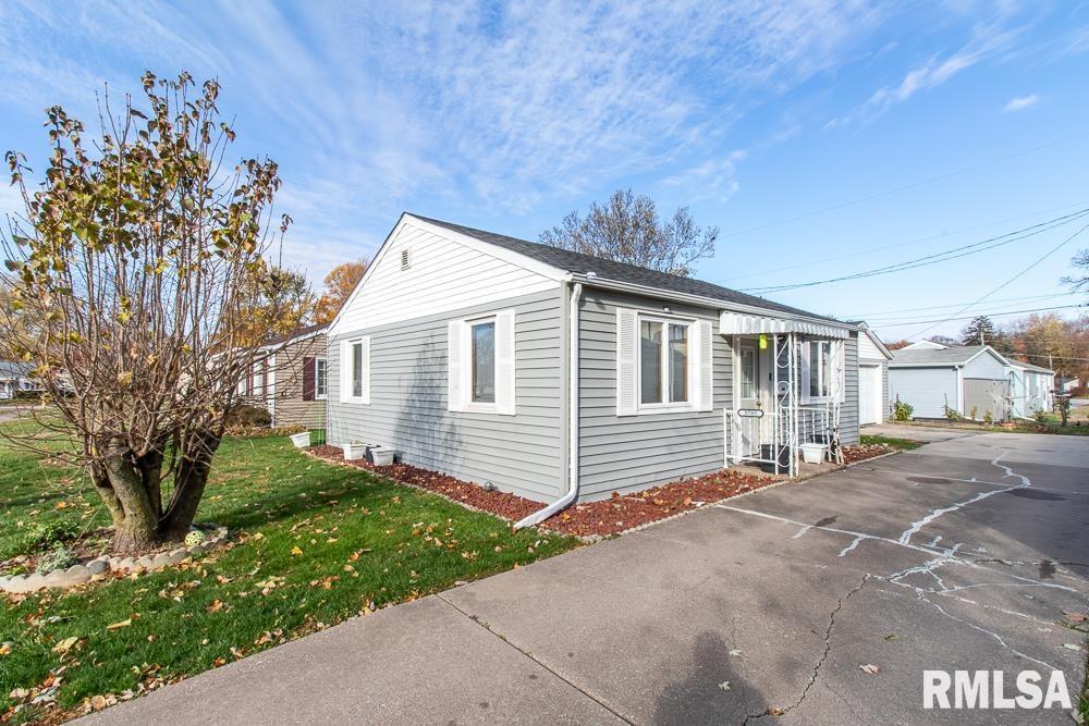 3705 14th Ave., Moline, IL 61265