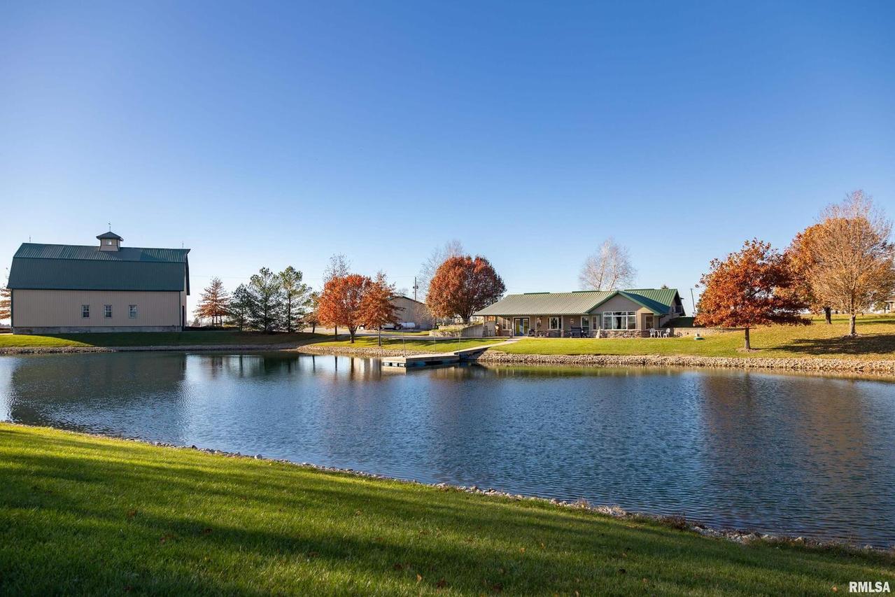 949 230th St., Viola, IL 61486