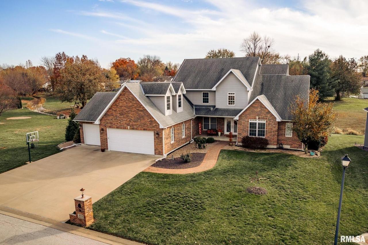 3216 Coral Dr., Quincy, IL 62301