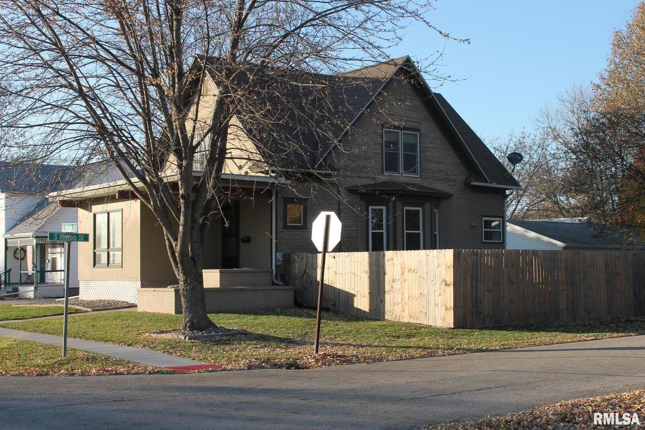 317 E South St., Geneseo, IL 61254