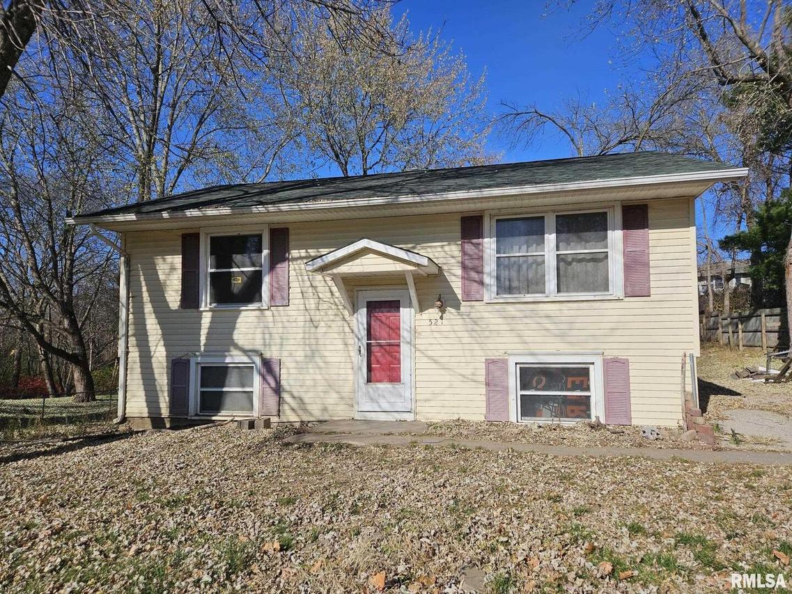 521 30th Ave., Milan, IL 61264