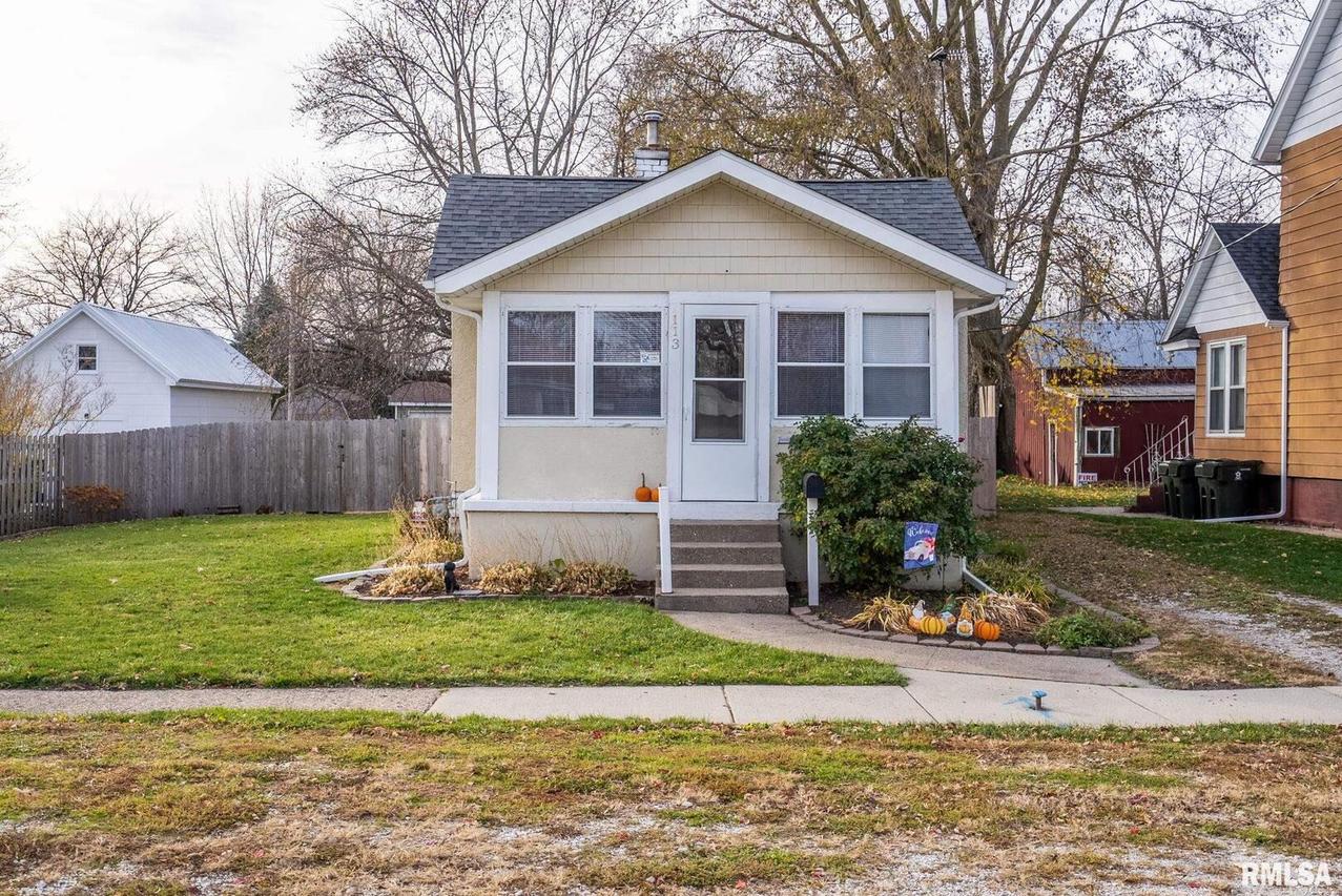 113 N Hill St., Geneseo, IL 61254