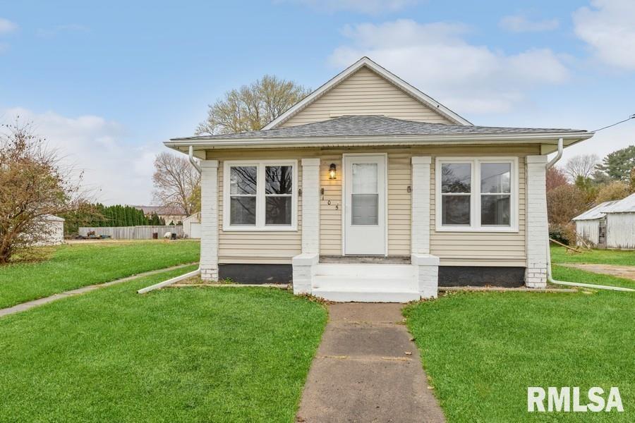 105 N Blayney St., Alexis, IL 61412