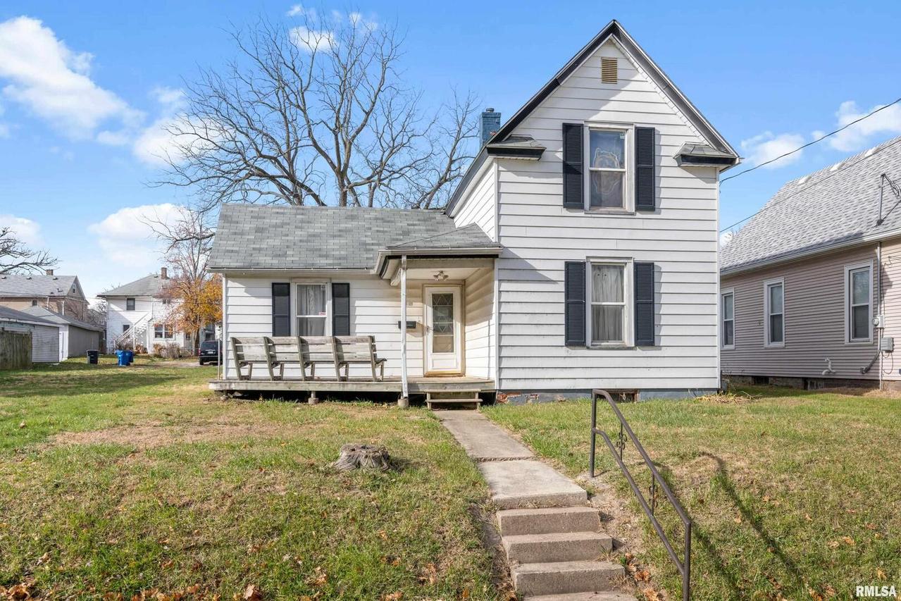 1109 26th St., Moline, IL 61265
