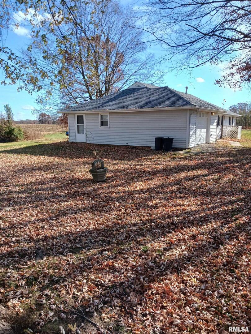 1875 S Lick Creek Rd., Buncombe, IL 62912