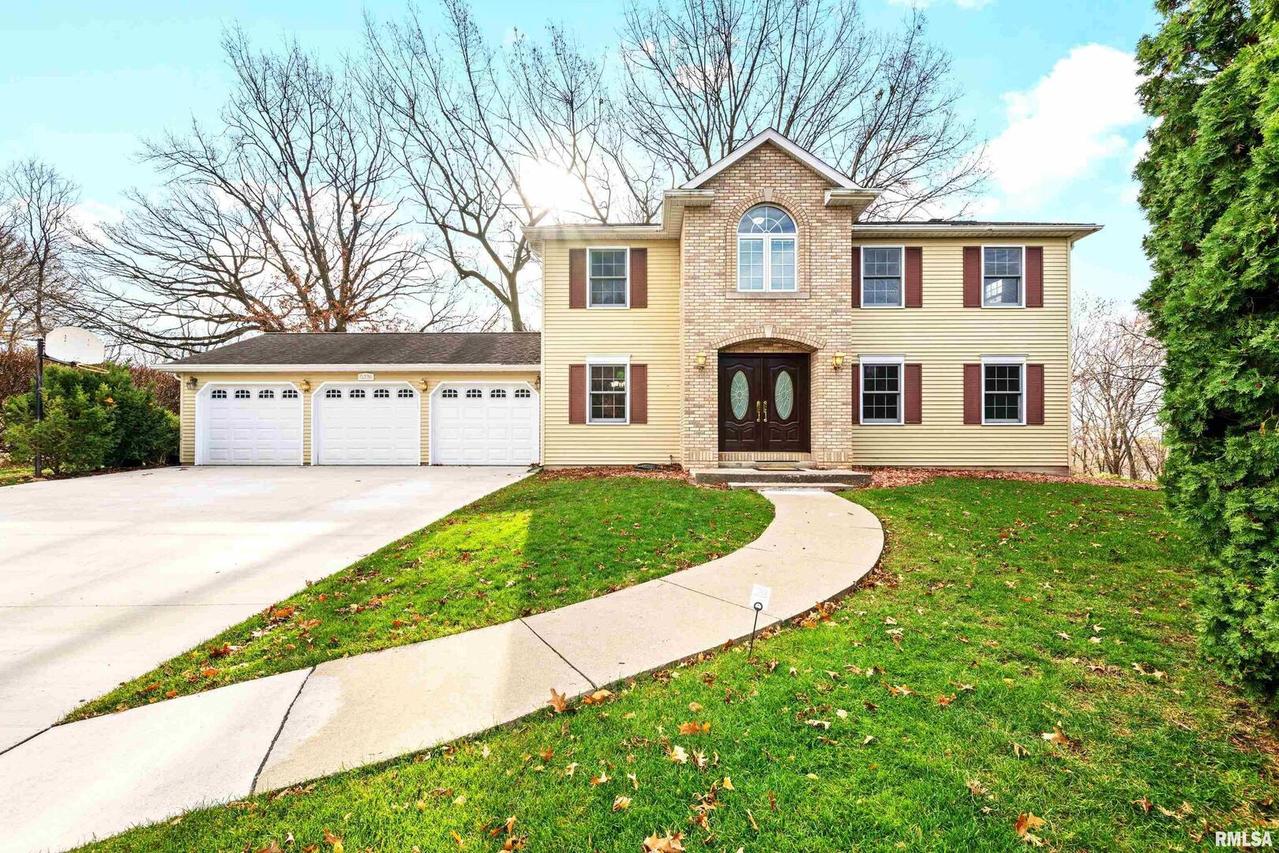 5336 36th Avenue Ct., Moline, IL