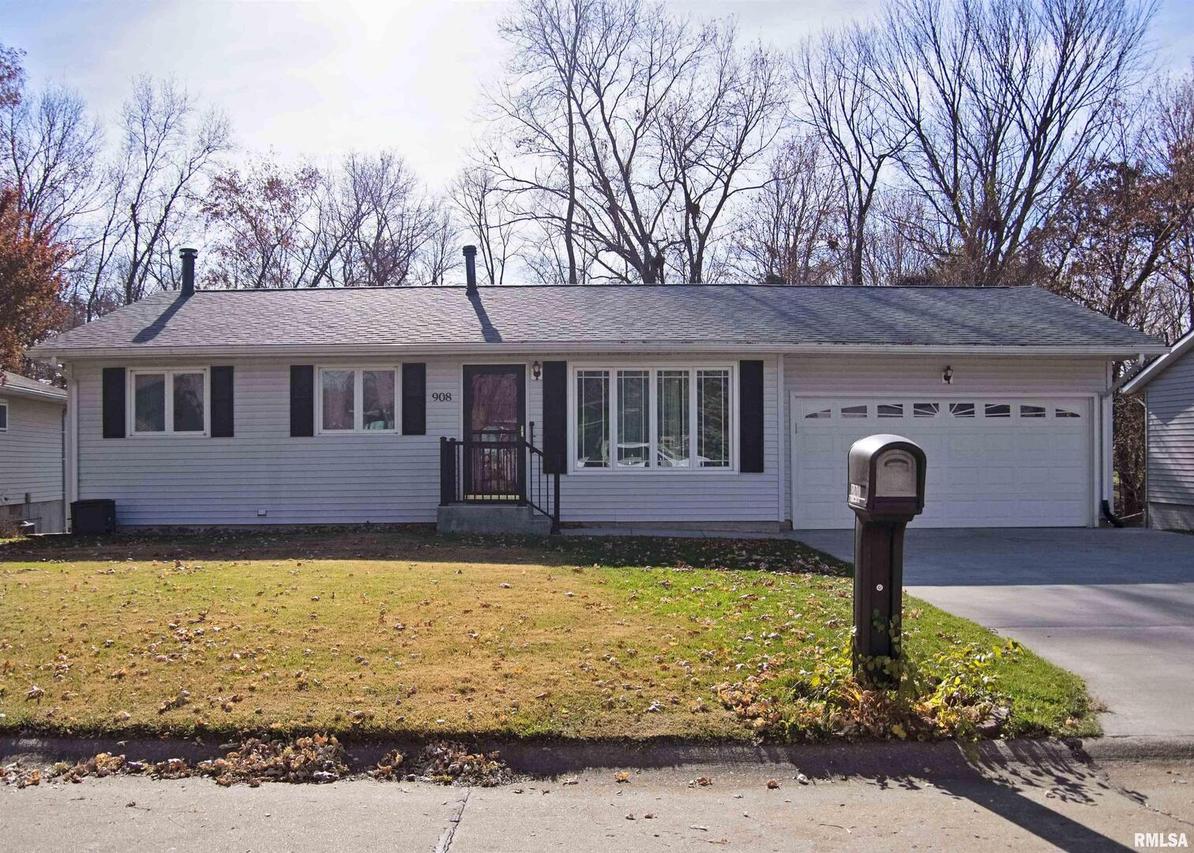 908 5th St. #A, Hampton, IL 61256