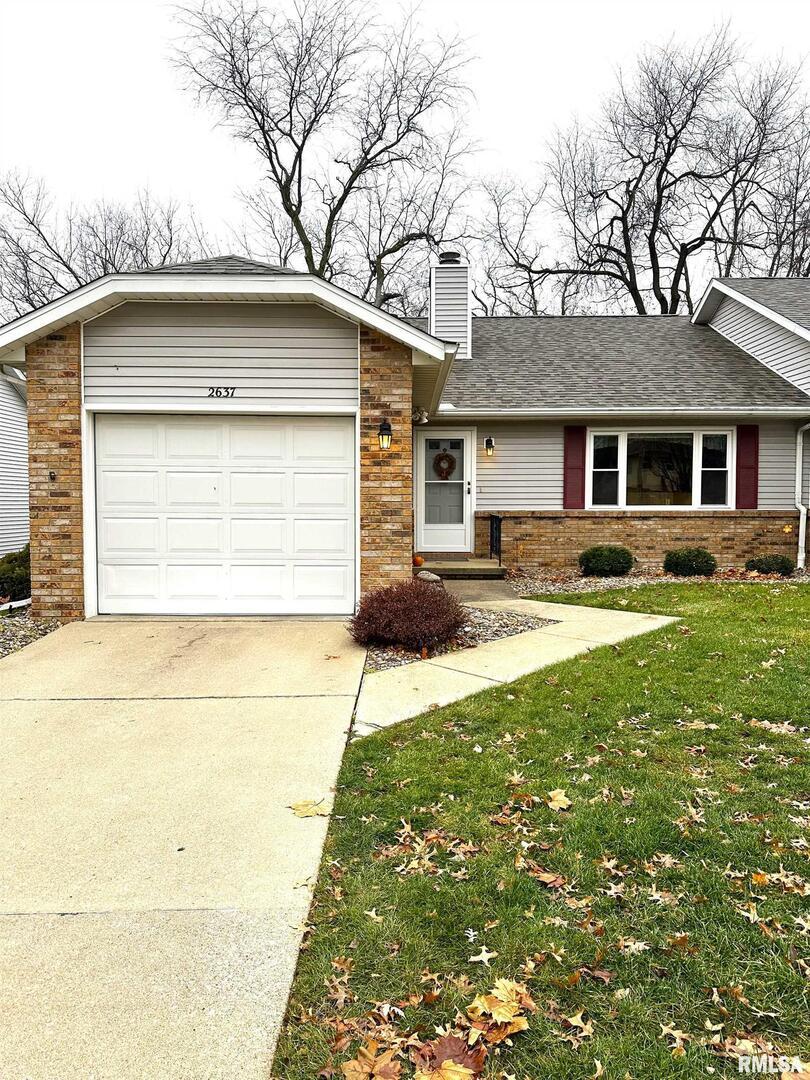 2637 1st Street Ct., Moline, IL 61265