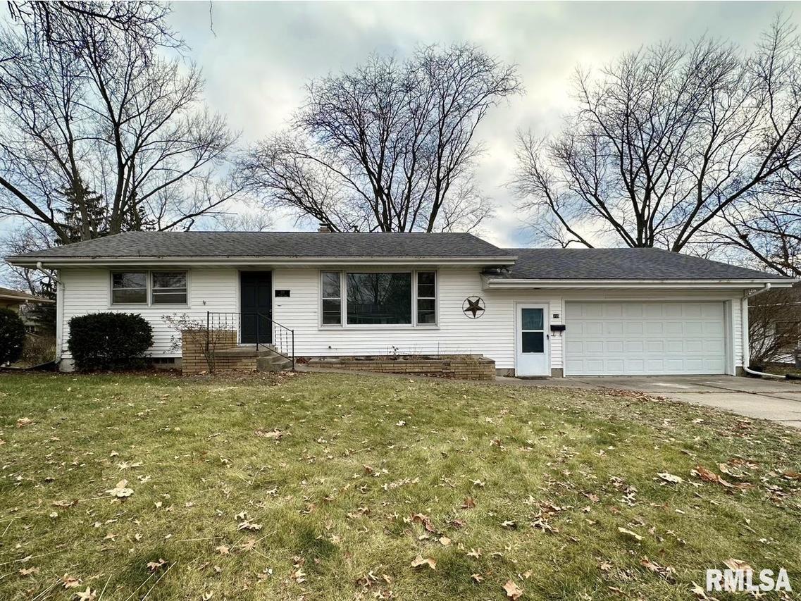 119 Penny Ln., Macomb, IL 61455