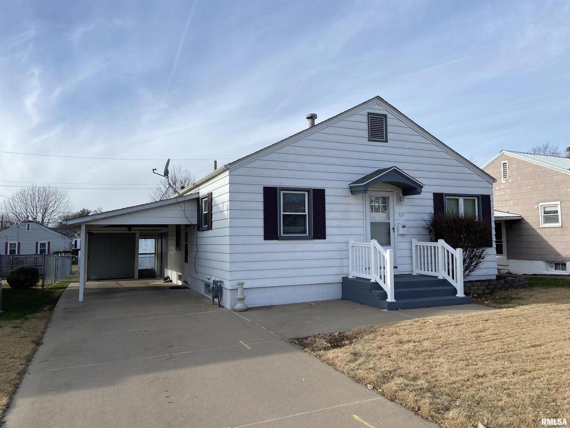 717 N 27th St., Quincy, IL 62301