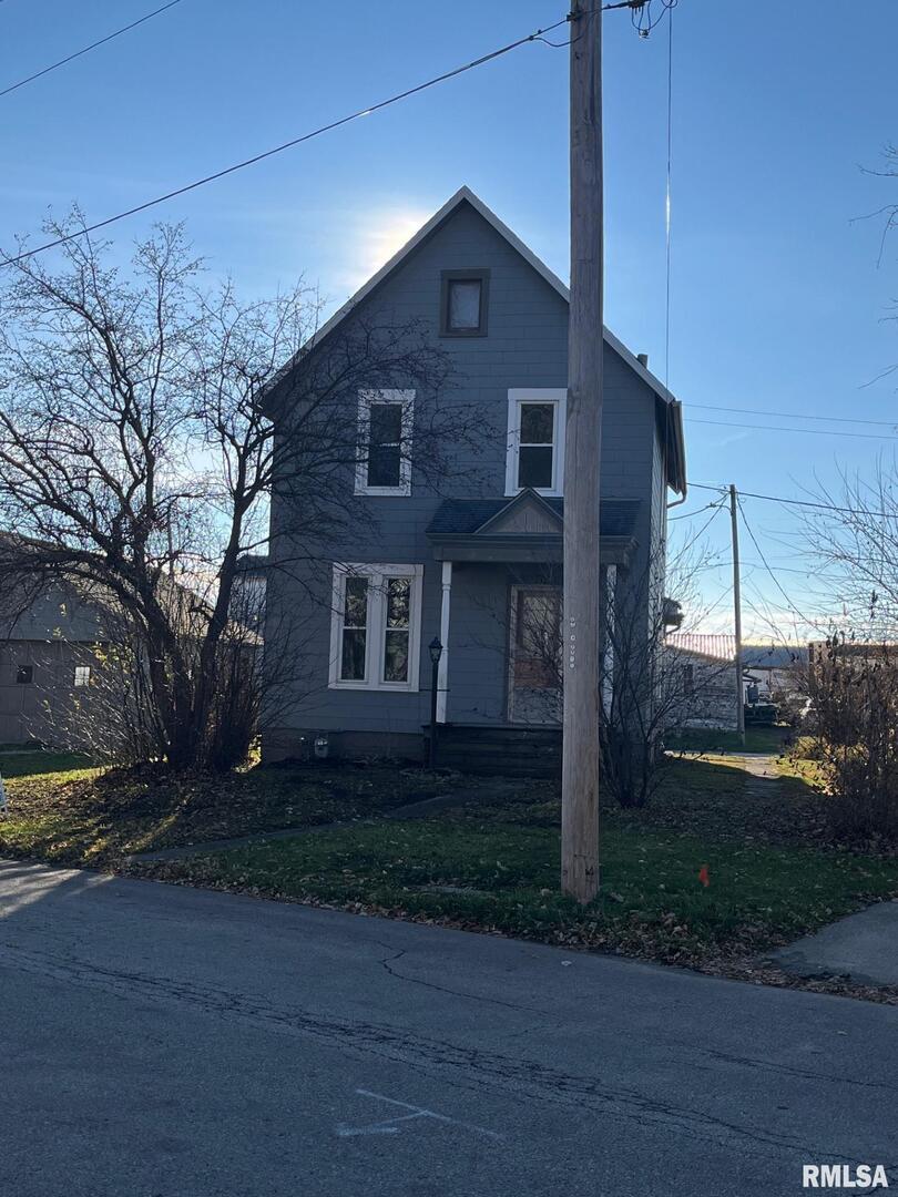 107 NW 2nd St., Galva, IL 61434