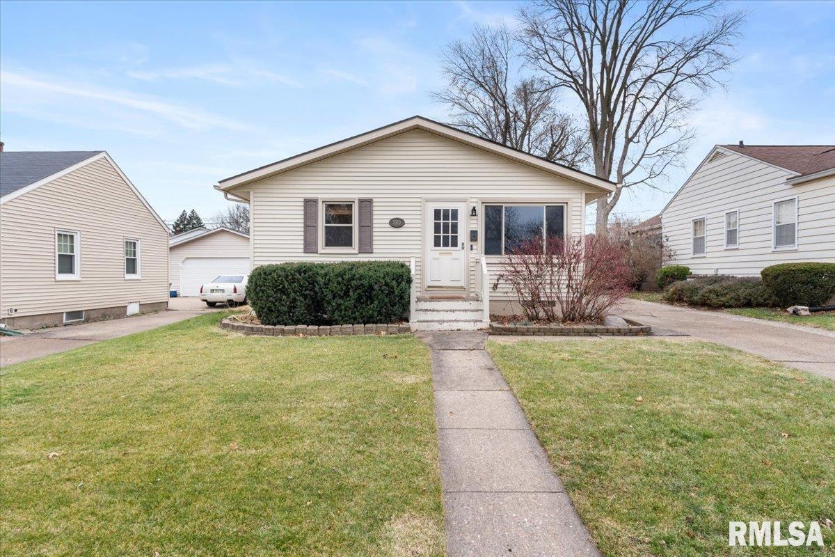 3210 26th St., Rock Island, IL 61201