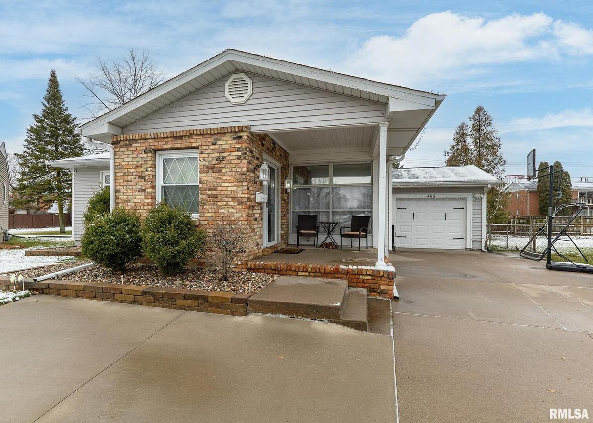 4116 9 1/2 St., East Moline, IL 61244