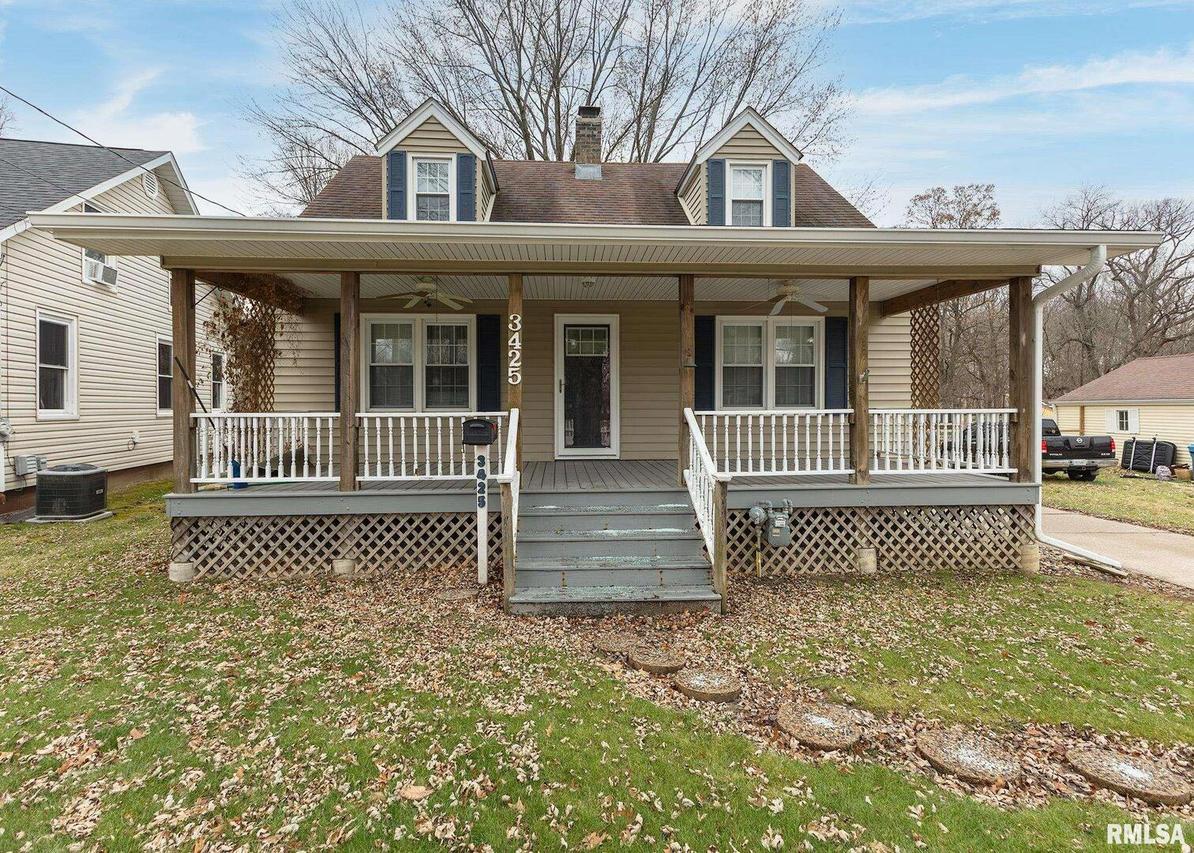 3425 2nd St., East Moline, IL 61244