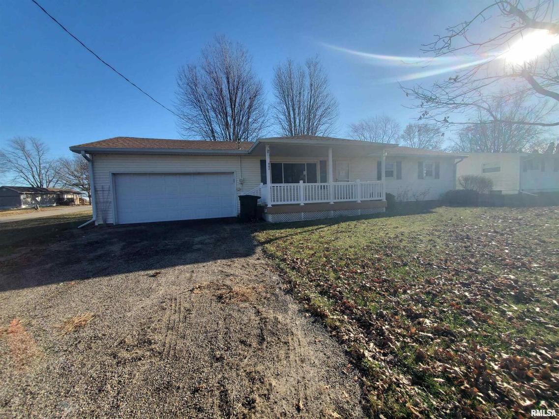 302 S Postlewaite St., Alexis, IL 61412