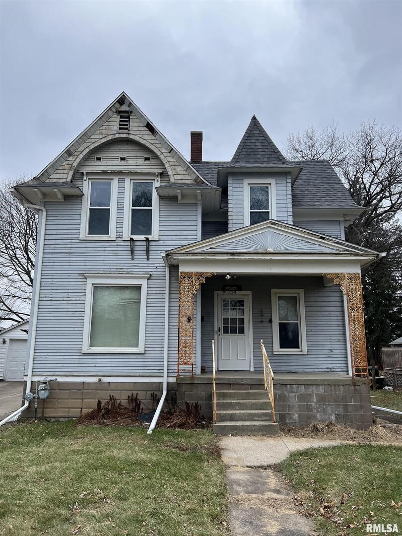 523 Pleasant St., Kewanee, IL