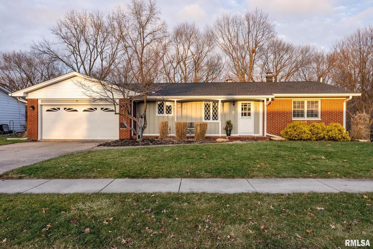 4311 34th Avenue Pl., Moline, IL 61265