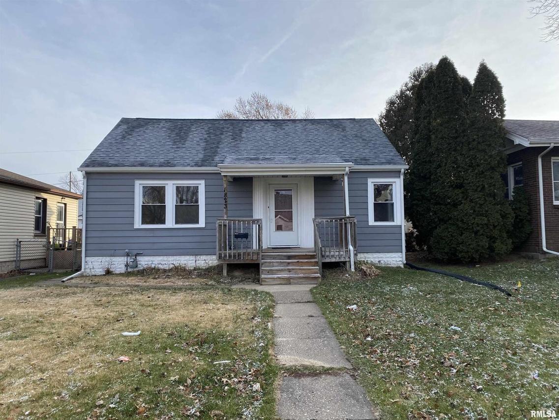 1823 39th St., Rock Island, IL 61201