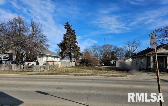 418 S Main St., Harrisburg, IL 62946