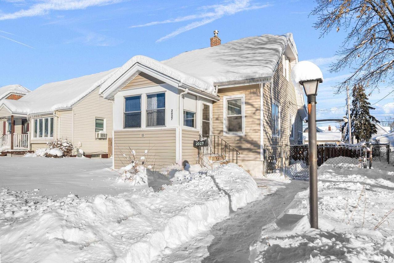 2027 44th St., Rock Island, IL 61201