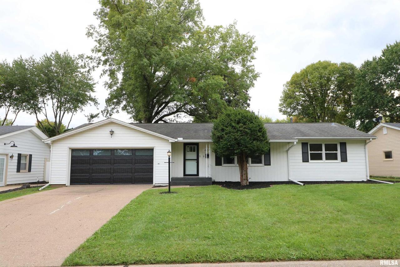 604 40th Ave., East Moline, IL 61244