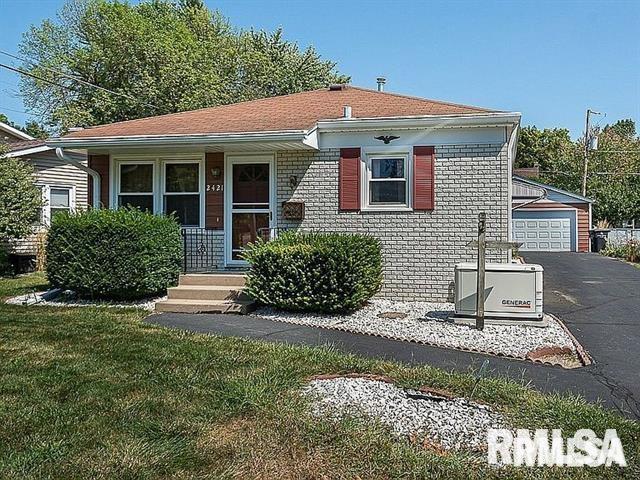 2421 28th St., Rock Island, IL 61201