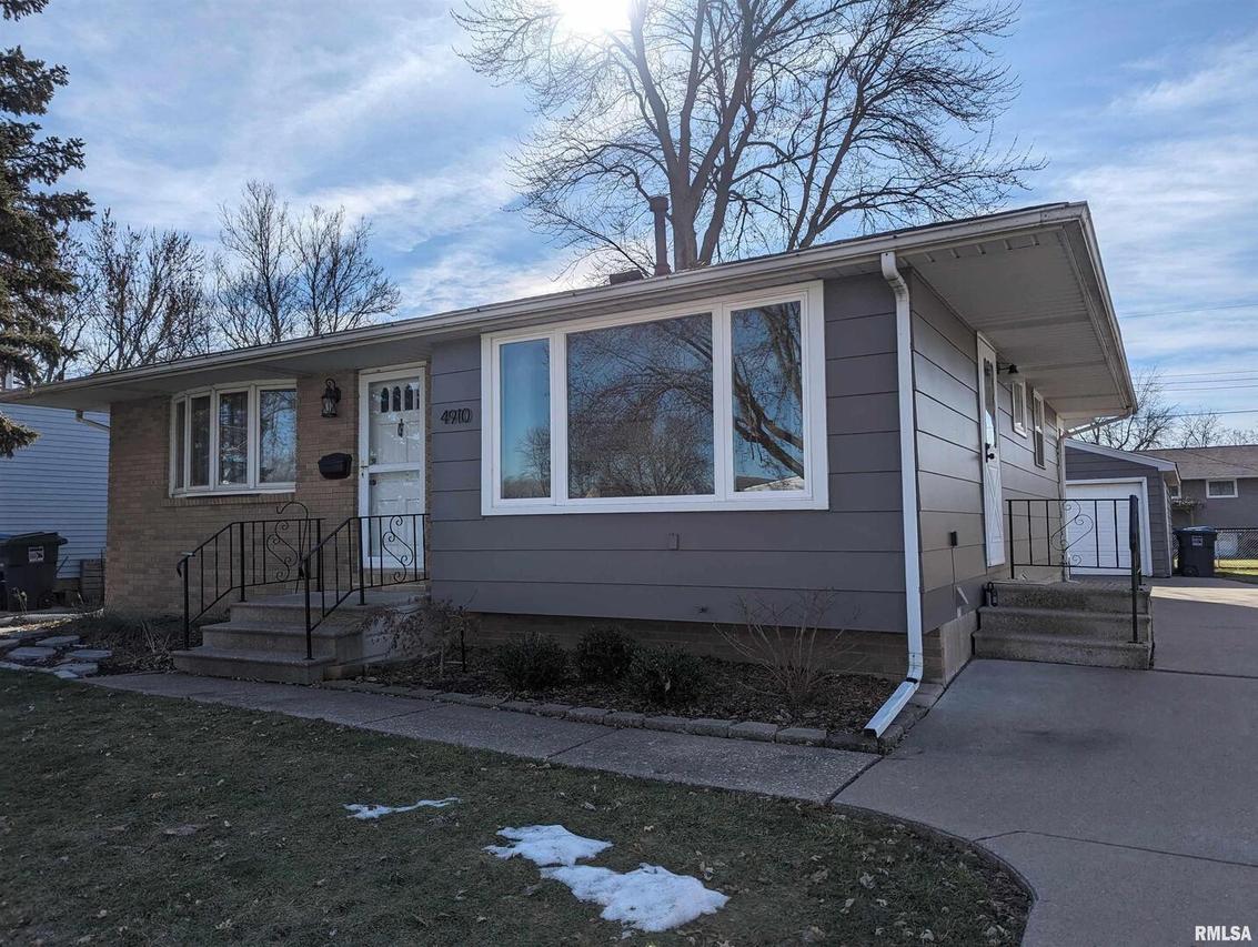 4910 48th Ave., Moline, IL 61265