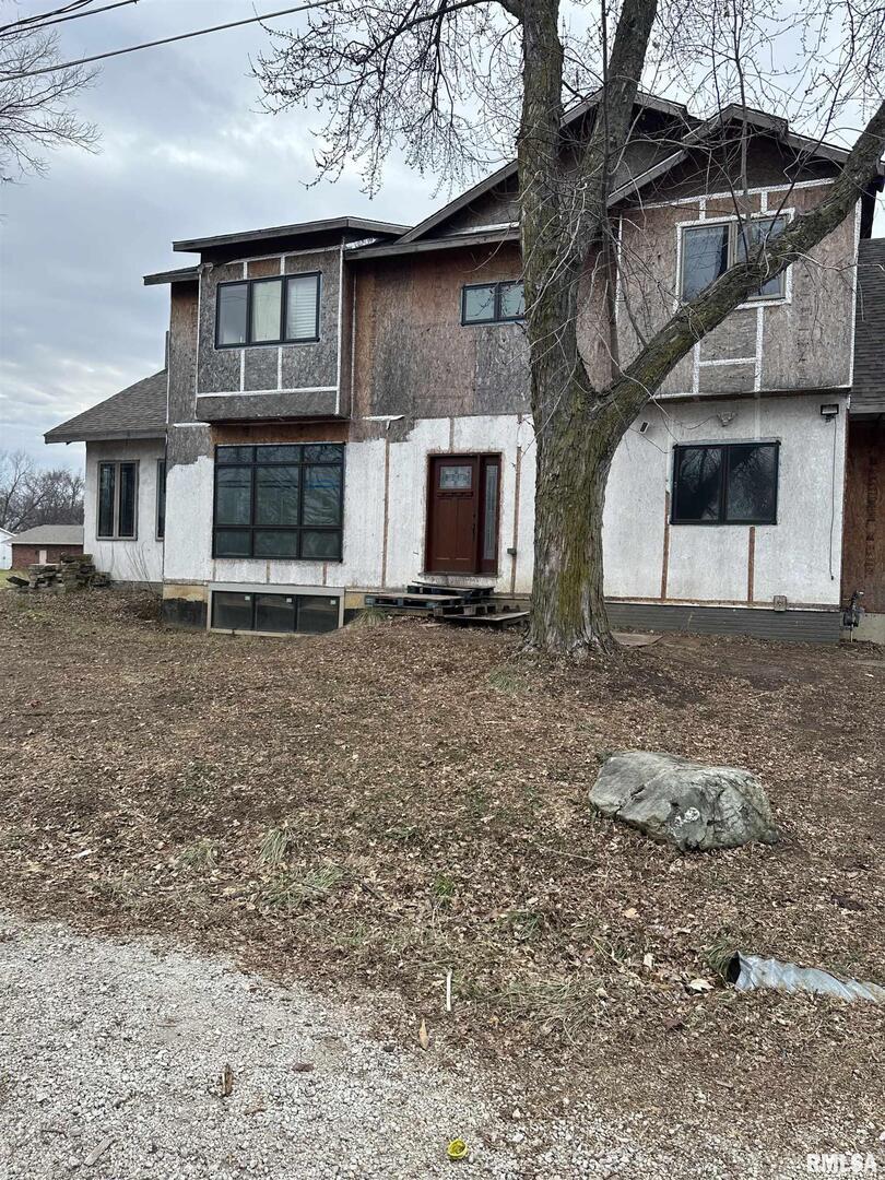 3413 18th St., East Moline, IL 61244