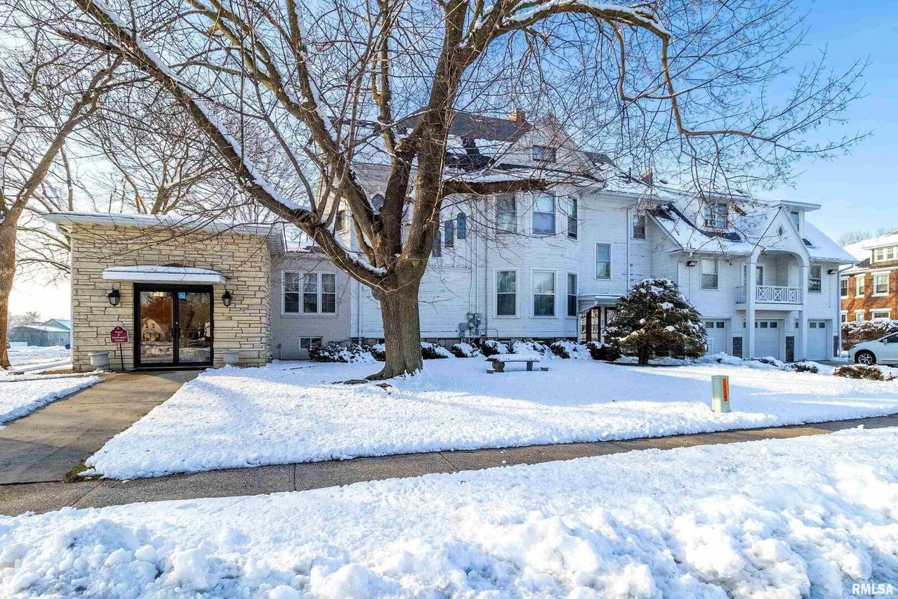 225 E Park St., Geneseo, IL 61254