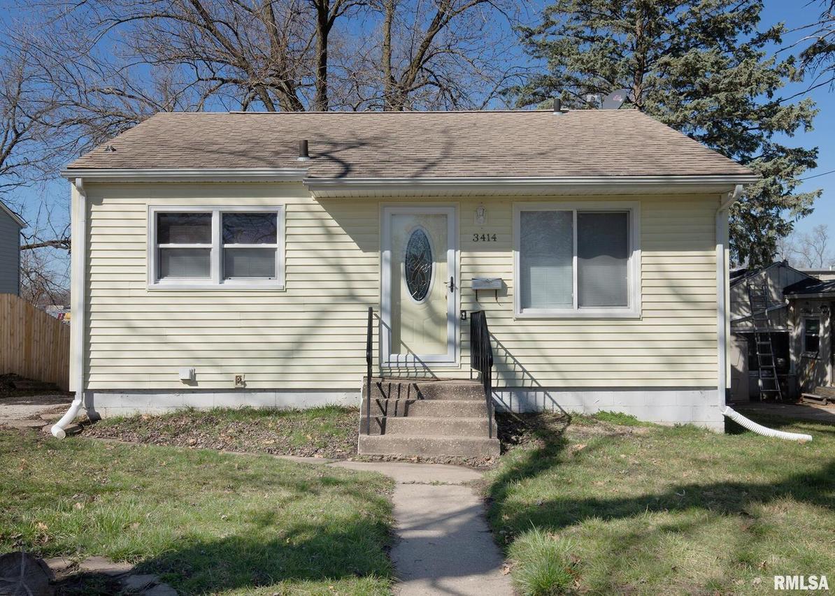 3414 9th St., Rock Island, IL 61201