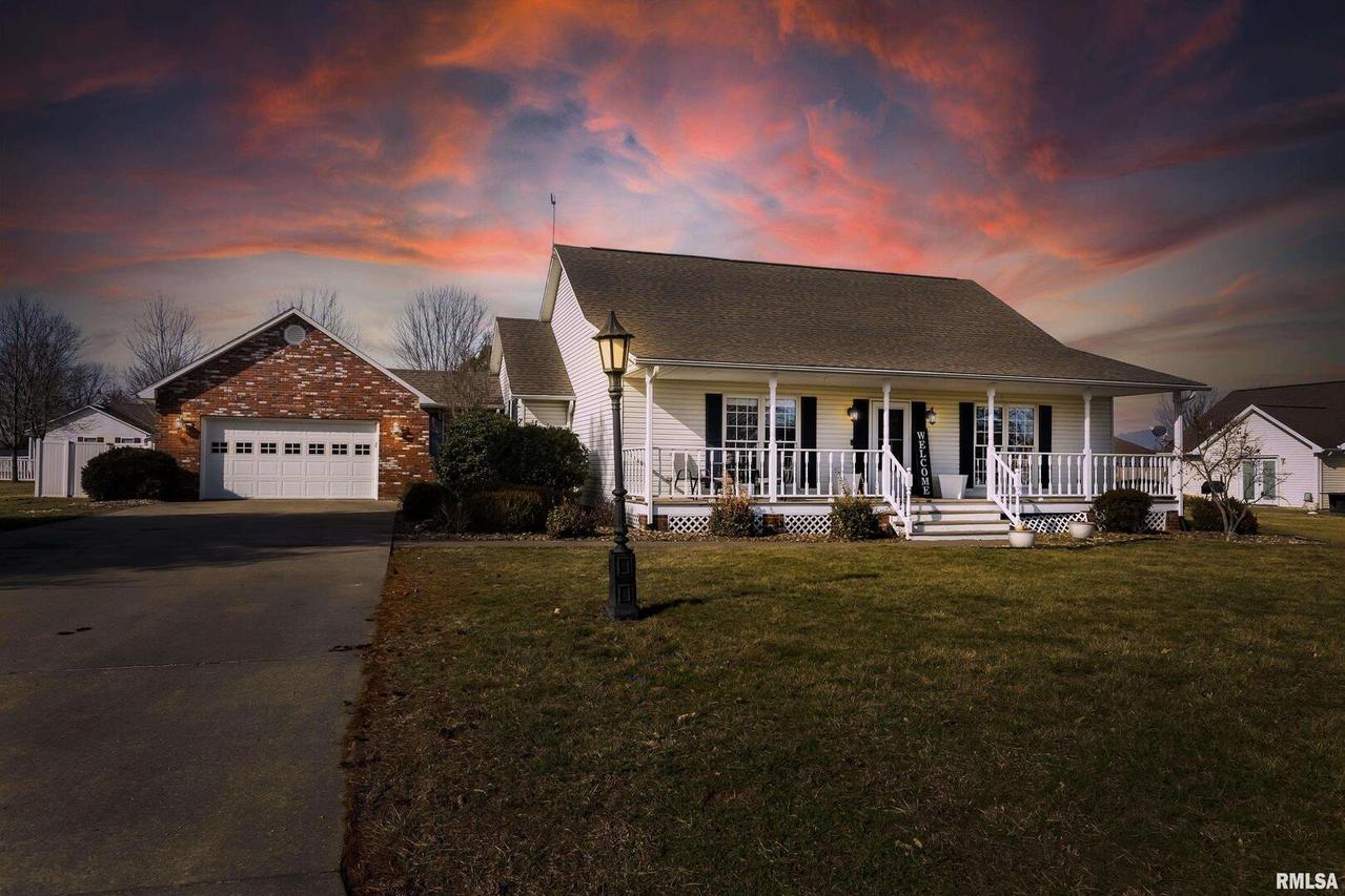 3205 Eagle Dr., Herrin, IL 62948